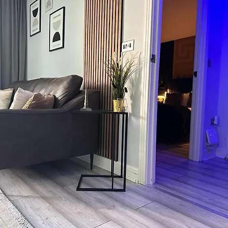 Lägenhet Unique Penthouse With Jacuzzi & Garden